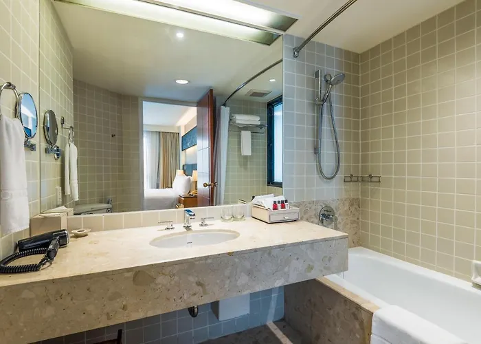Chatrium Sathon 4*