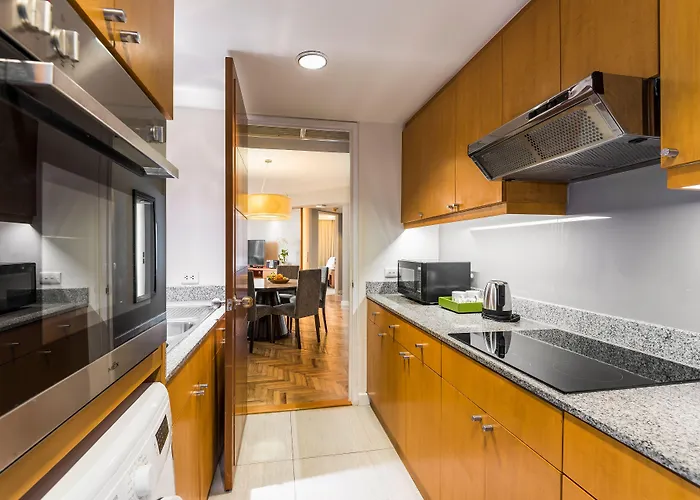 מלון Chatrium Sathon 4*